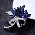 thumbnail image 2 of JM Broche de mujer con diamantes de imitación de perlas - Broche floral de camelia para manualidades Broche Ramos para joyería de boda Regalos para esposa, enfermera y estudiantes graduados ER, 2 of 4