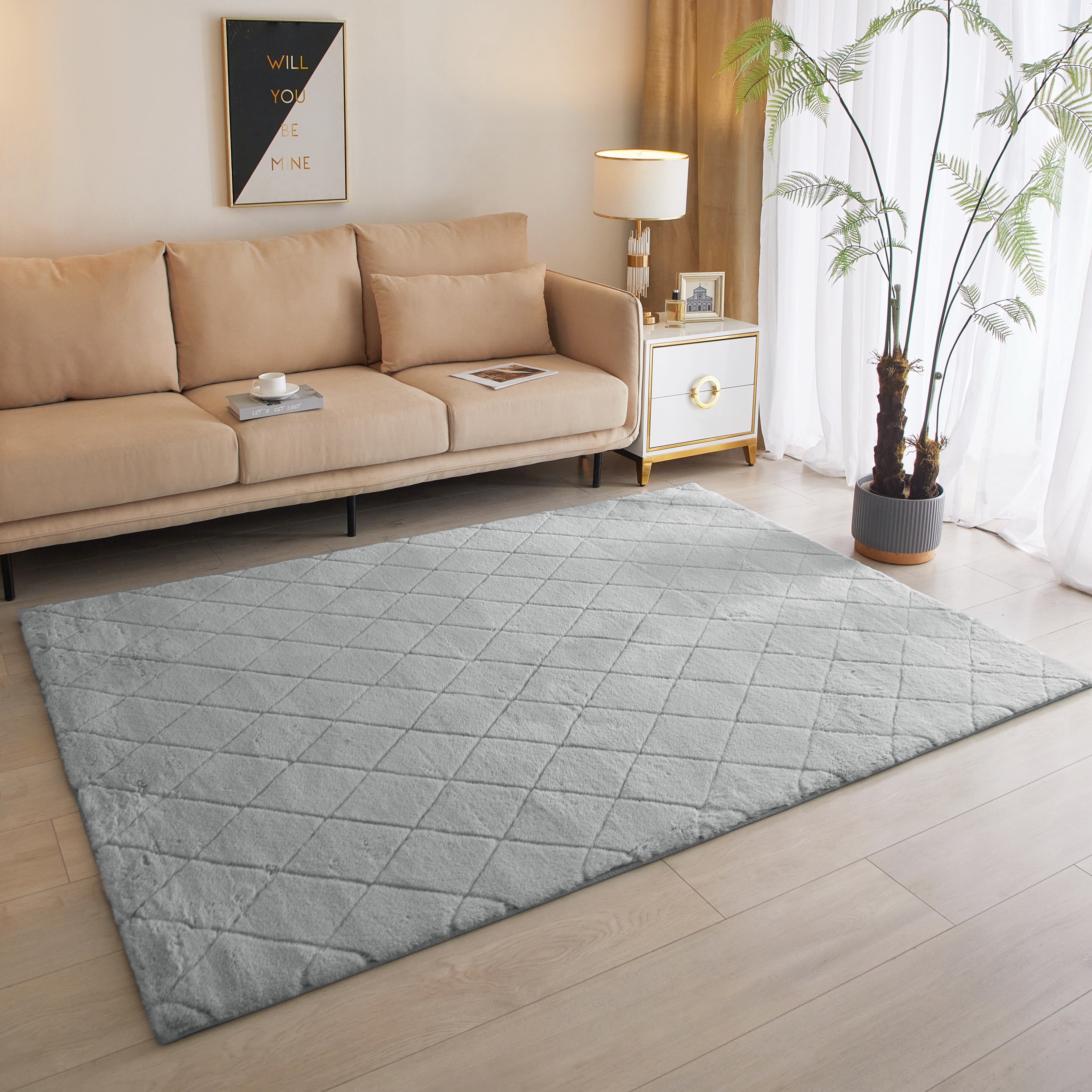 Better Homes & Gardens Diamond Faux Fur Bedroom Rug, Gray, 5'x7'