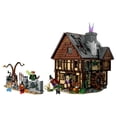 thumbnail image 3 of Set LEGO Ideas Disney Abracadabra: Cabaña de las Hermanas Sanderson 21341, 3 of 4