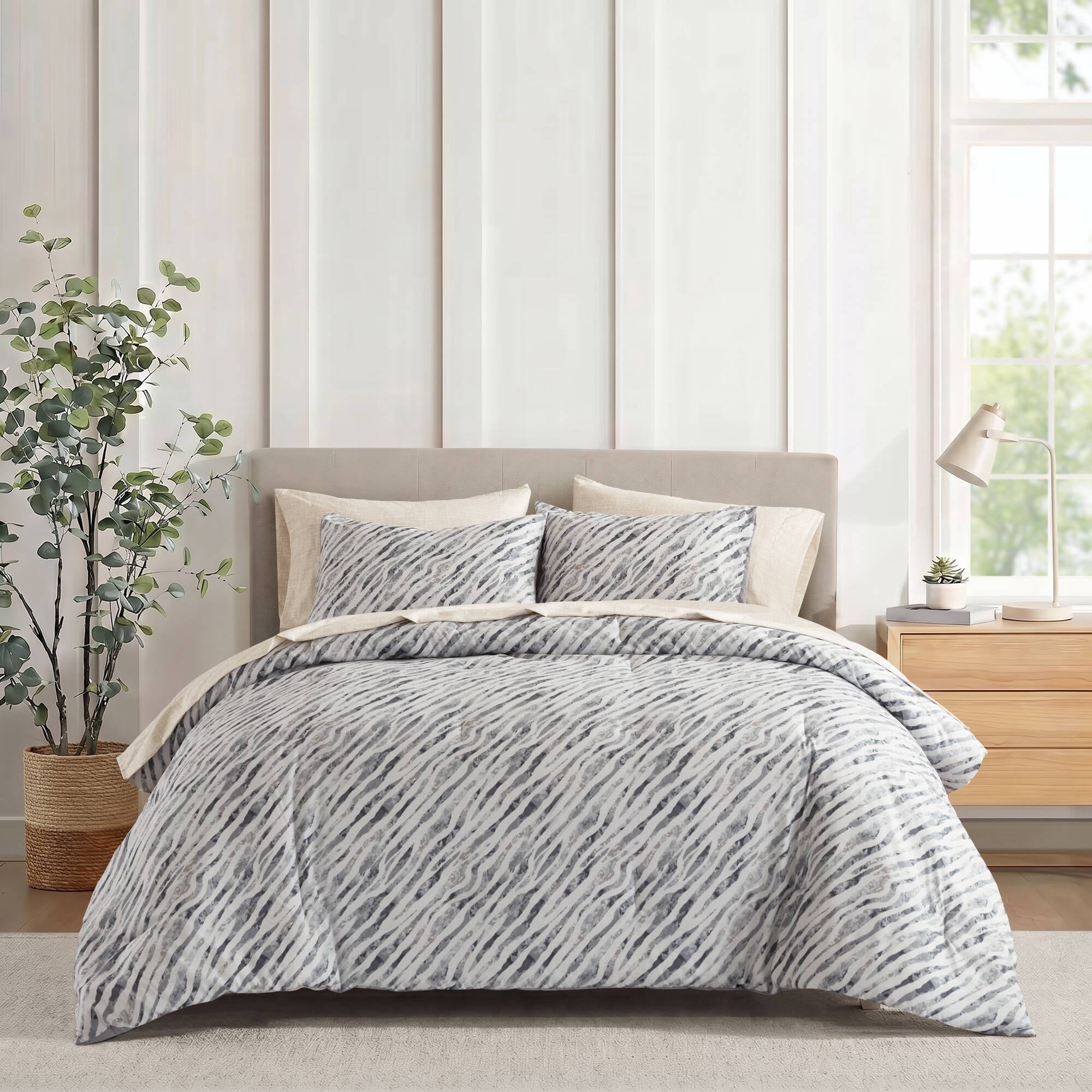 Grey Taupe Marble Stripe 7-Piece Bedding Set with Comforter Sham Flat Sheet Fitted Sheet Pillowcase, All-Season Polyester Microfiber Complete Bedding Bundle for Modern Bedroom