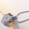 thumbnail image 2 of Collar colgante hexagonal de Cristal Vintage Fernando plata, 2 of 8