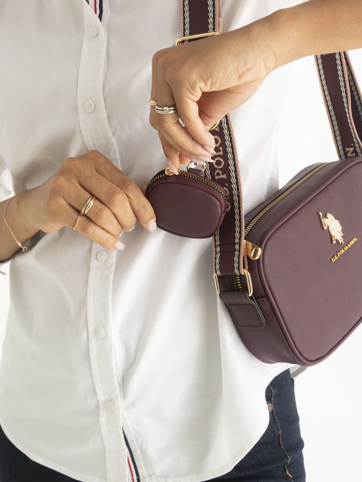 U.S. Polo Assn. Women's Signature Crossbody Bag, Burgundy