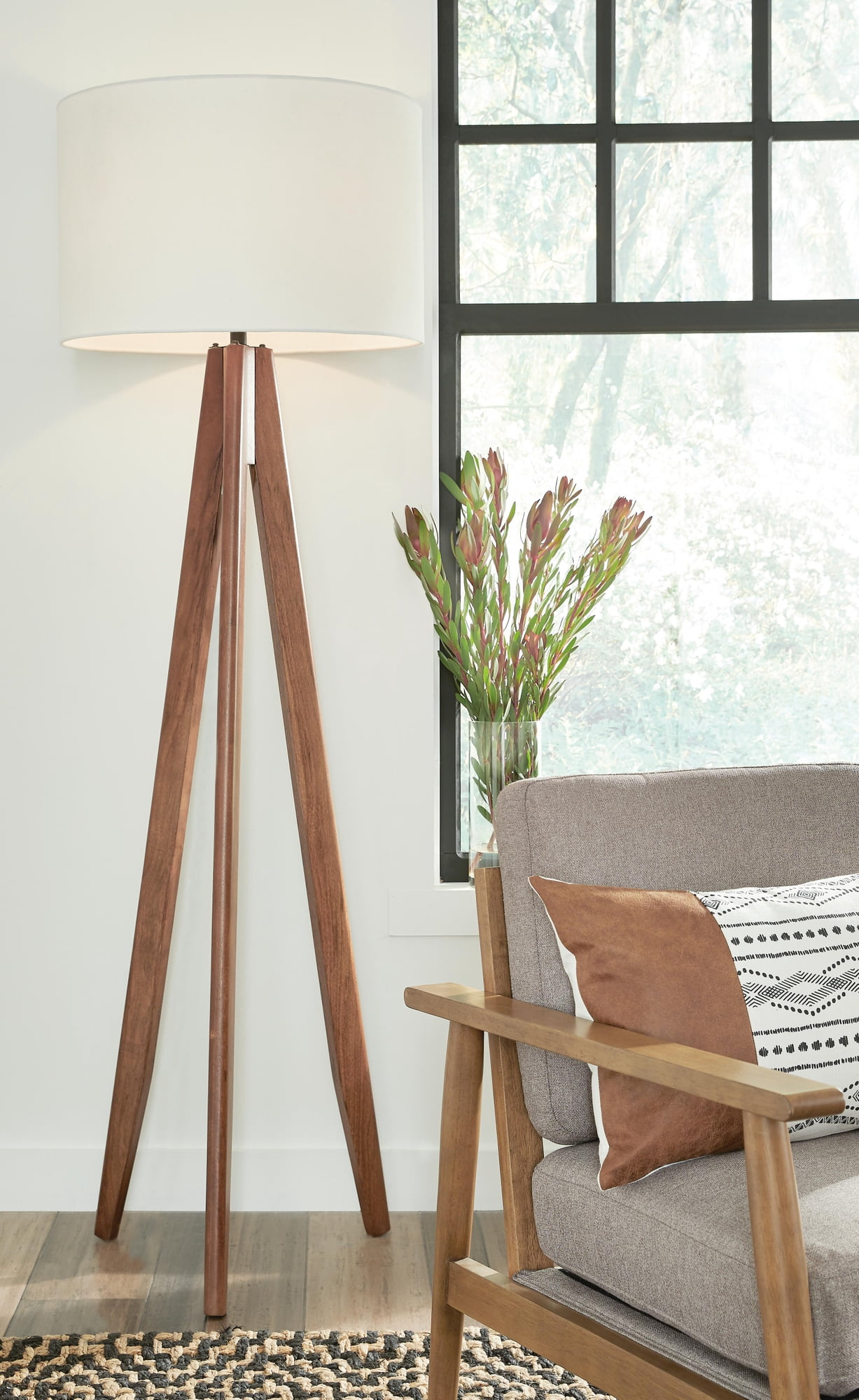 Signature Design by Ashley Contemporary Dallson Wood Floor Lamp, Brown