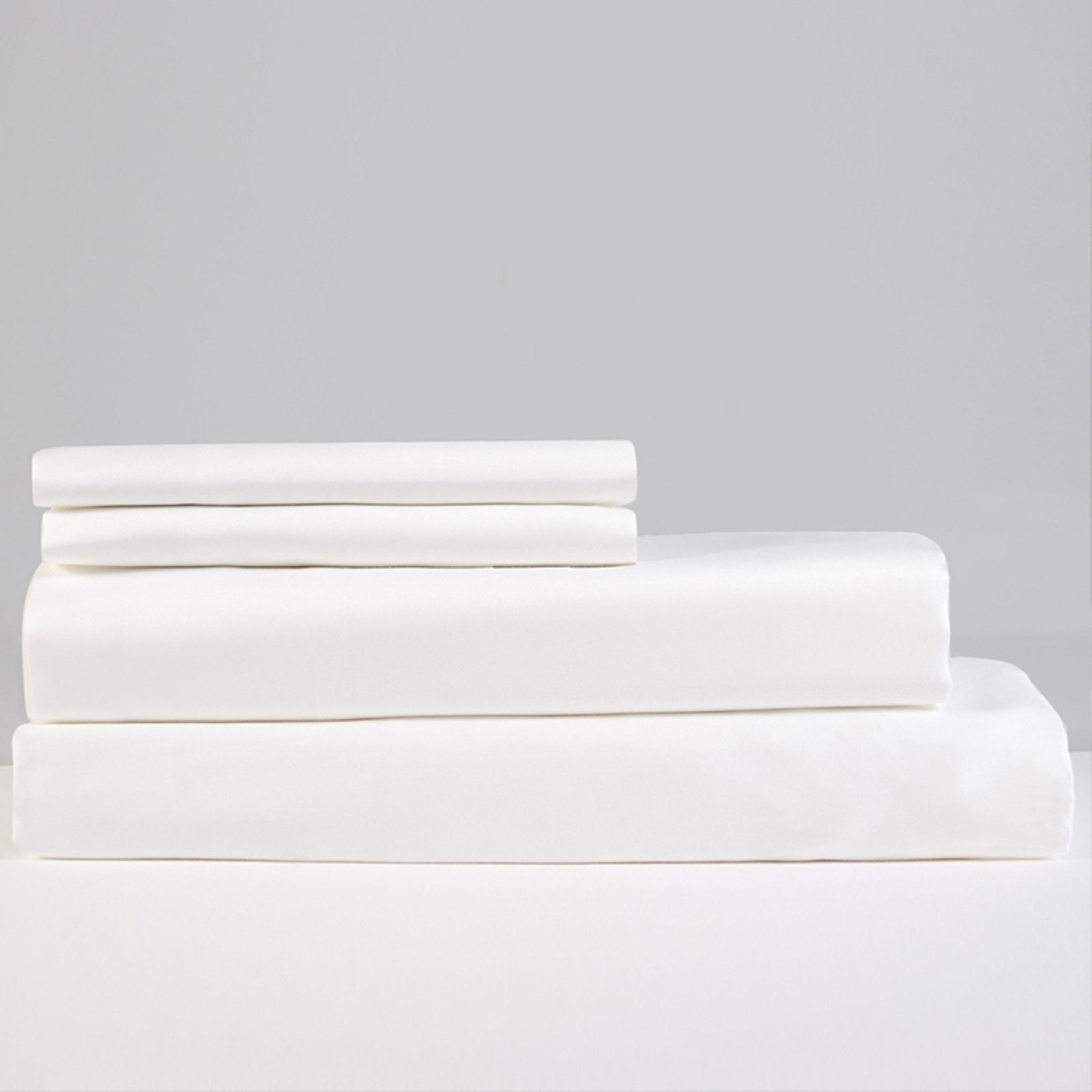 600 Thread Count Sateen Weave Egyptian Cotton Sheet Set by Textrade