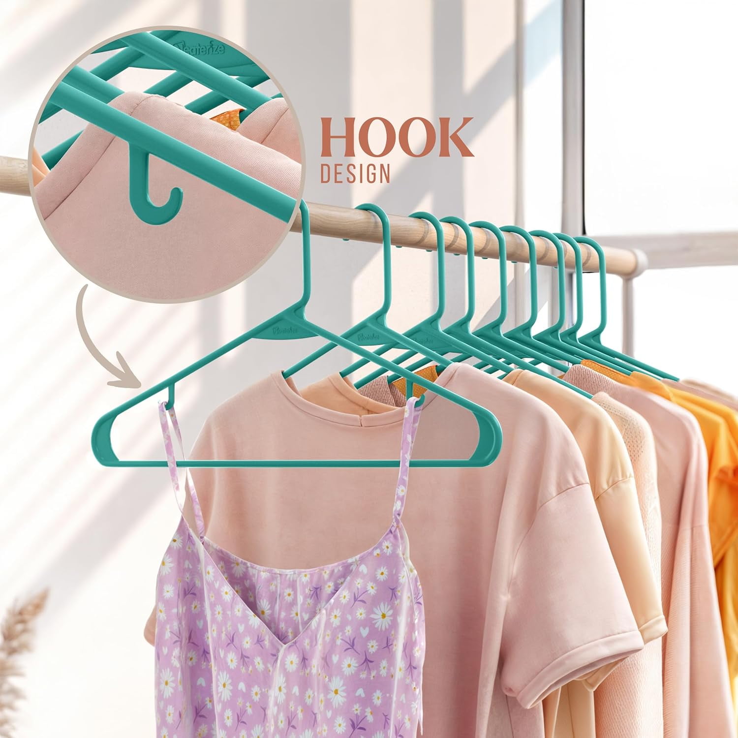 Plastic Hangers 20 Pack Aqua - Clothes Hangers - Makes The Perfect Coat Hanger and General Space Saving Hangers for Closet and New Apartment Essentials - Percheros Ganchos para Colgar Ropa Hangars