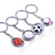 thumbnail image 4 of Llavero con forma de balón de fútbol: llavero deportivo giratorio de metal en 3D, regalo de cumpleaños, 4 of 4