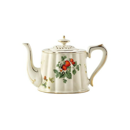 

European Style Coffee Mug and Saucer Set Gold Strawberry Pattern Ceramic Teapot Afternoon Tea Cup Set Dessert Plate Cake Pan
