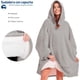 thumbnail image 2 of Sudadera Cobija Bluelander, Manta con Borrega, Unitalla, con Capucha y Mangas, Gris, 2 of 5