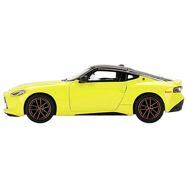 2023 Nissan Z Proto Spec Ikazuchi Yellow with Black Top Limited Ed to 3000  pcs 1/64 Diecast Model Car by True Scale Miniatures
