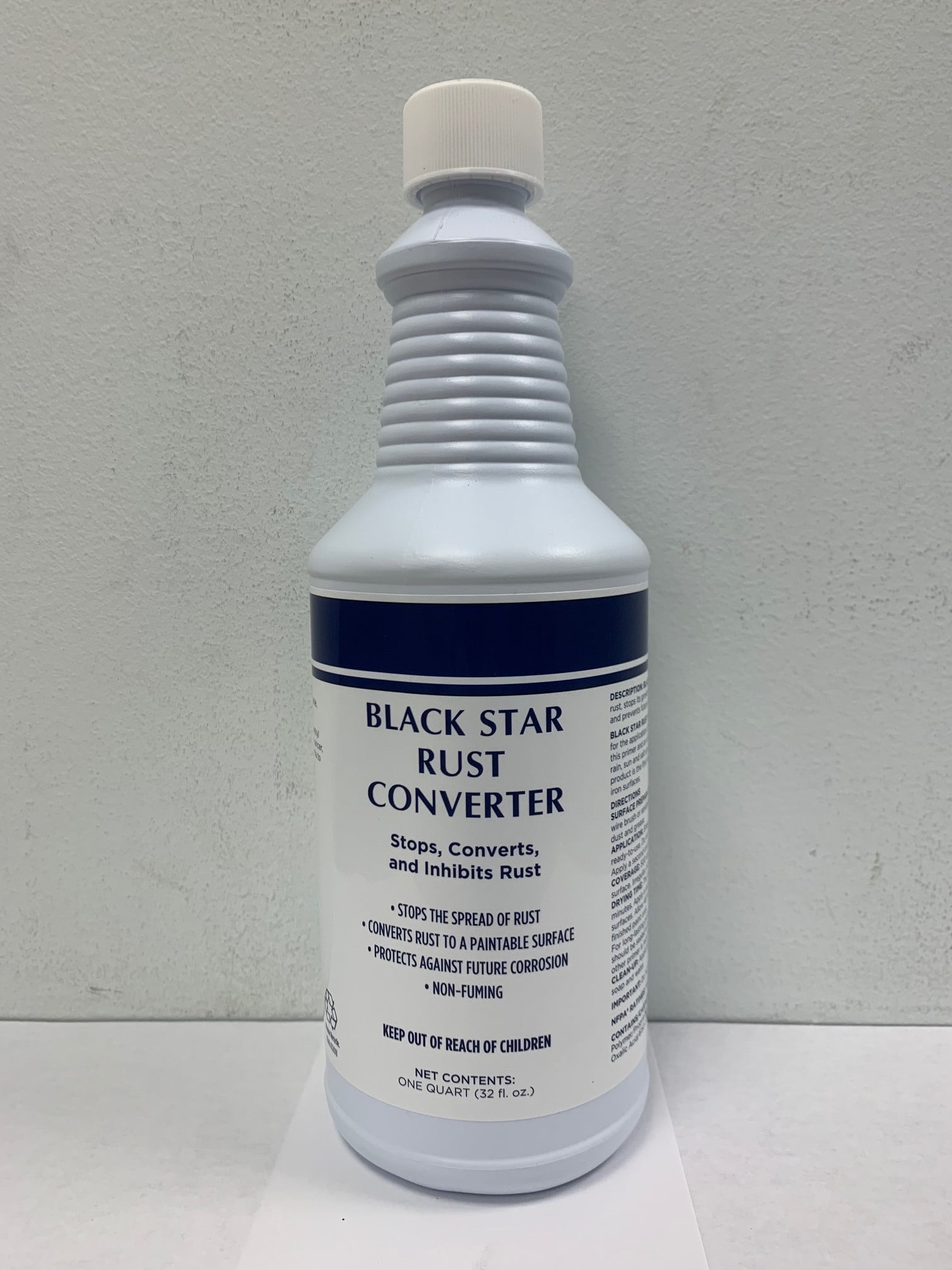 Black Star Rust Converter Converts Rust on Any Steel Surface (1 Quart