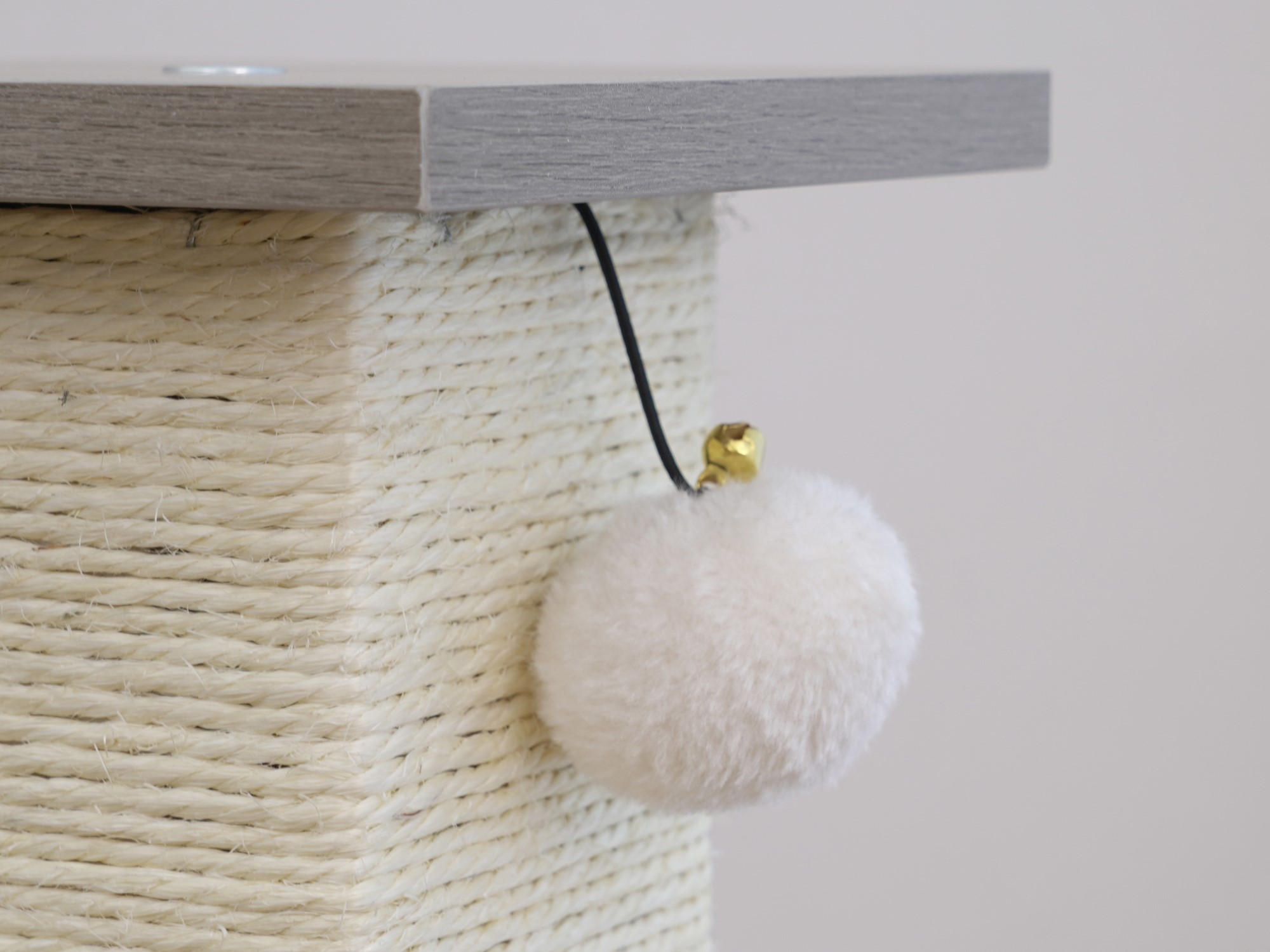 Vibrant Life Large Square Scratching Post, Gray