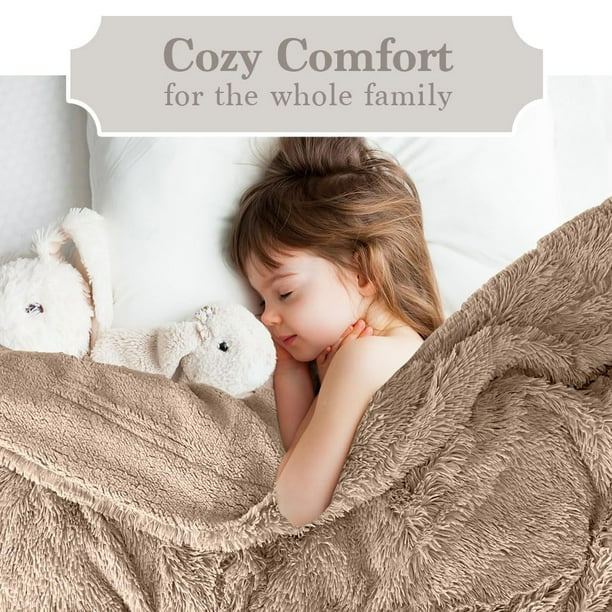 The Connecticut Home Company Throw Blanket Soft Plush Reversible Shag and Sherpa Warm Thick Throws for Bed Comfy Washable Bedding Accent Blankets