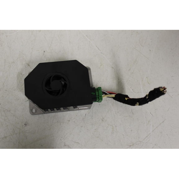 2009-2012 MERCEDES BENZ ML HARMAN BECKER SUBWOOFER AMPLIFIER