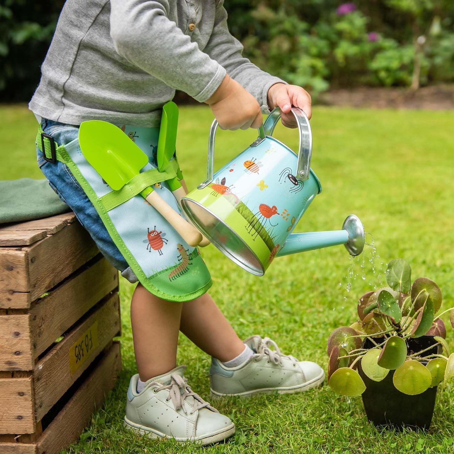 Esschert Design Metal Watering Can, 3 Liters, Multicolor