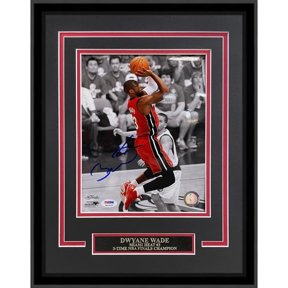 Dwyane Wade Autographed Miami Heat (Spotlight) Deluxe Framed 8x10 Photo - PSADNA