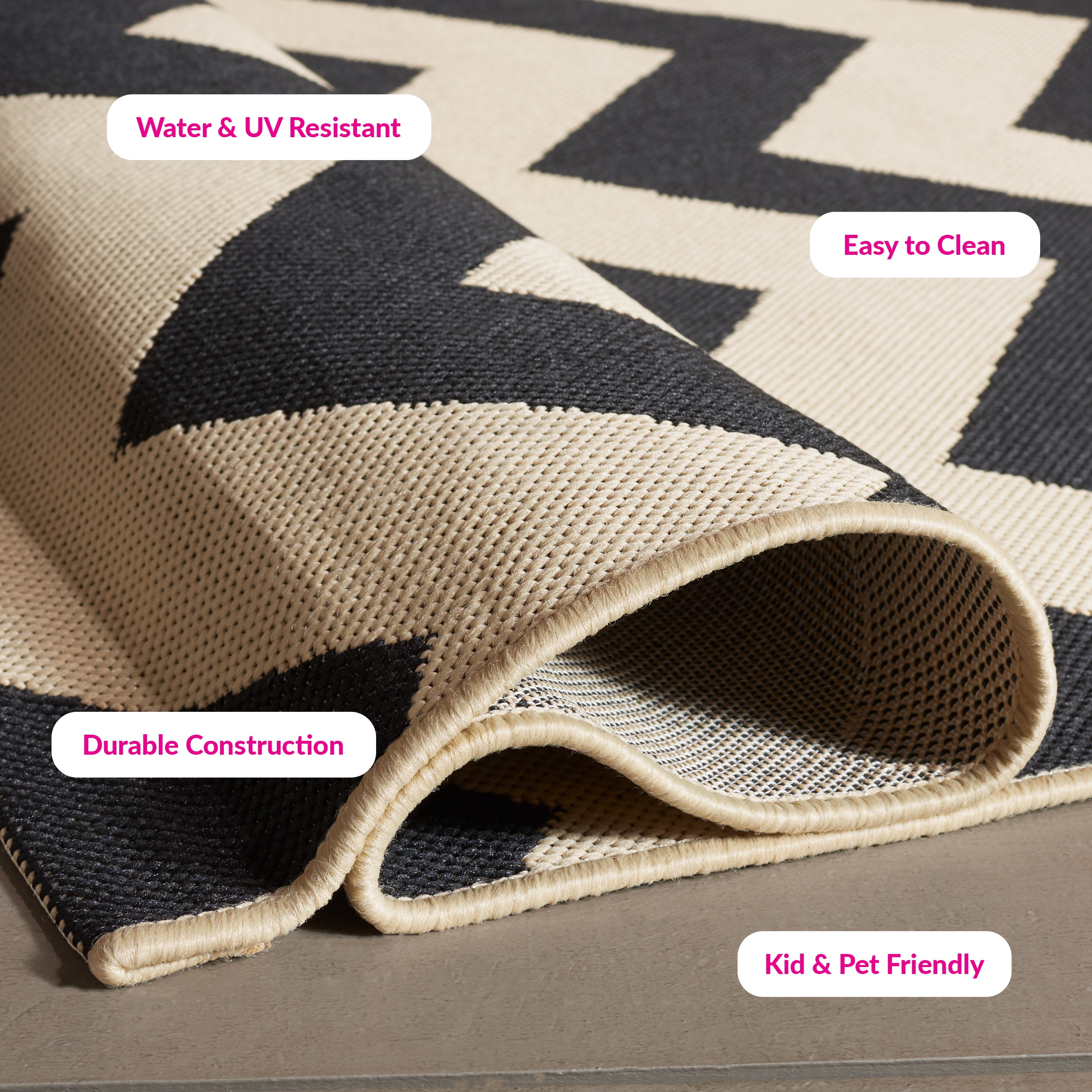 Safavieh Courtyard Bailey Chevron Indoor/Outdoor Area Rug, Black/Beige, 2' x 3'7"