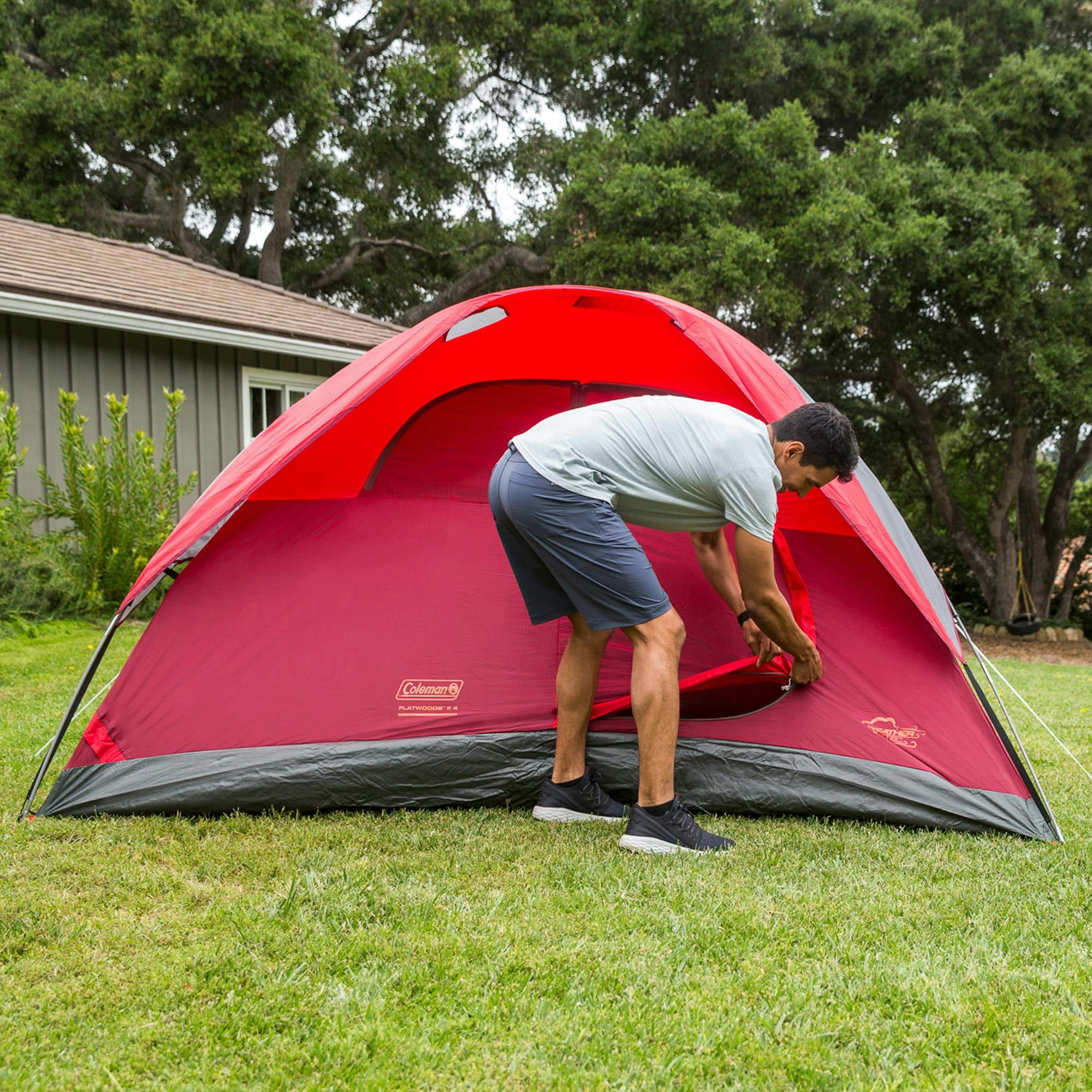 Coleman 6-Person Flatwoods II™ Lightweight Dome Camping Tent