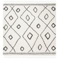thumbnail image 6 of SAFAVIEH Moroccan Fringe Barclay Geometric Shag Area Rug, Ivory/Grey, 5'3" x 7'6", 6 of 10