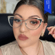 thumbnail image 2 of Gafas planas de ojo de gato de cuero de acero, montura de gafas de metal ligera anti-azul retro para mujer de Europa y Estados Unidos, 2 of 5