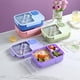 thumbnail image 1 of Fiambrera Bento Impermeable de 3 Compartimentos 1450 ml con cuchara y tenedor • Recipiente de plástico para preparar comidas para microondas • Morado, Rosa, Azul, Verde, 1 of 6