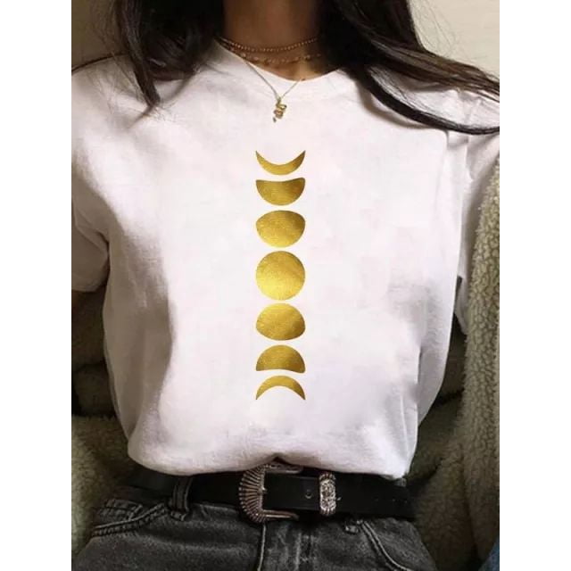 Maycaur, nueva y divertida camiseta con estampado de luna, camisas blancas y negras para mujer, camiseta de manga corta con cuello redondo a la moda, camisetas de verano, camiseta informal Tan Jianjun unisex