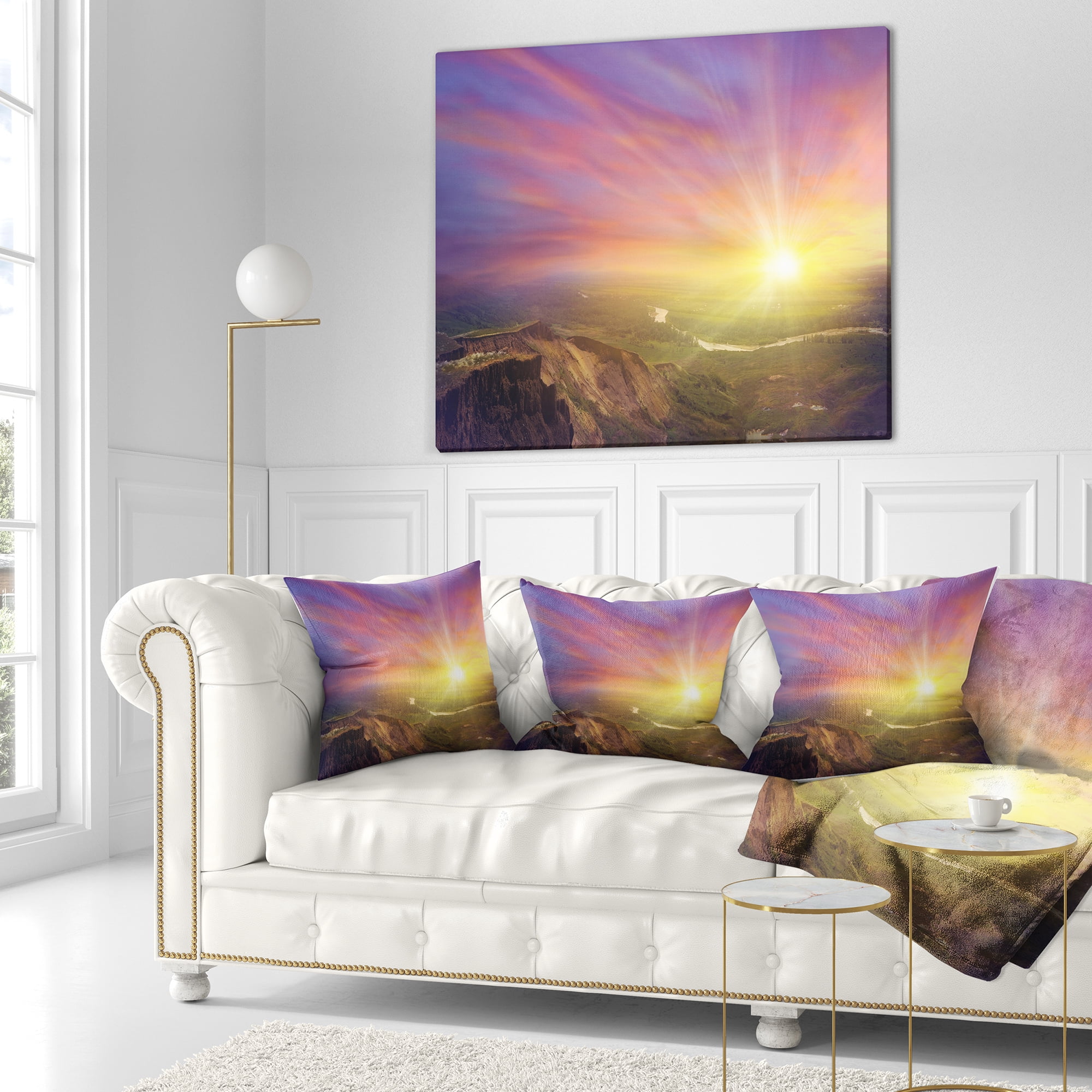 Designart Scintillating Sunset - Photography Throw Pillow - 16x16