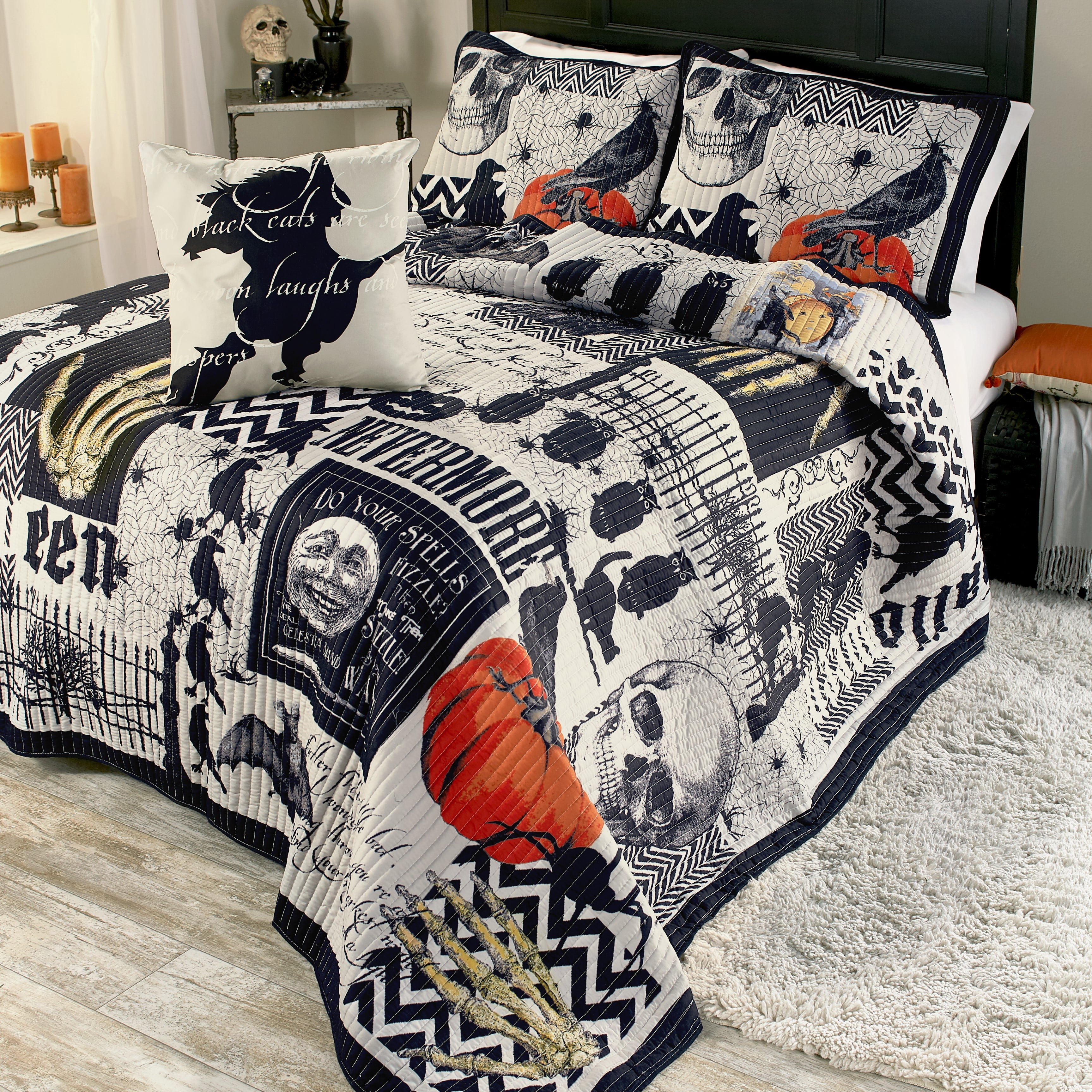 Happy Ghost Print Halloween Quilted Bedspread & Pillow Shams Set 
