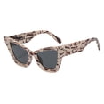 thumbnail image 2 of Dos Elegantes Anteojos para Conducir en Viajes Salvador Gafas de sol de moda, 2 of 9