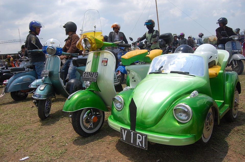 Peel n Stick Poster of Car Indonesian Semarang  Motor  Vespa 