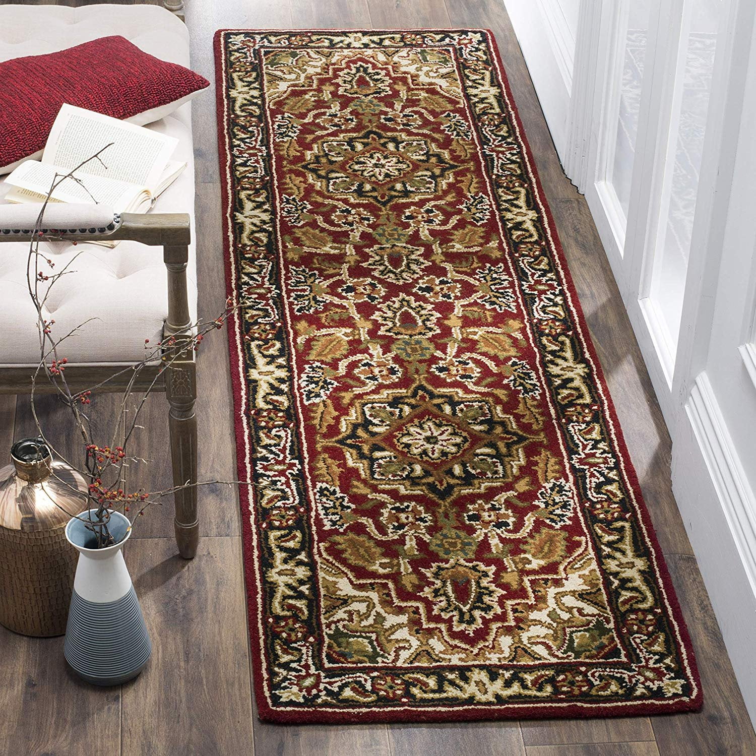 Safavieh Classic Collection CL763B Handmade Traditional Oriental Red