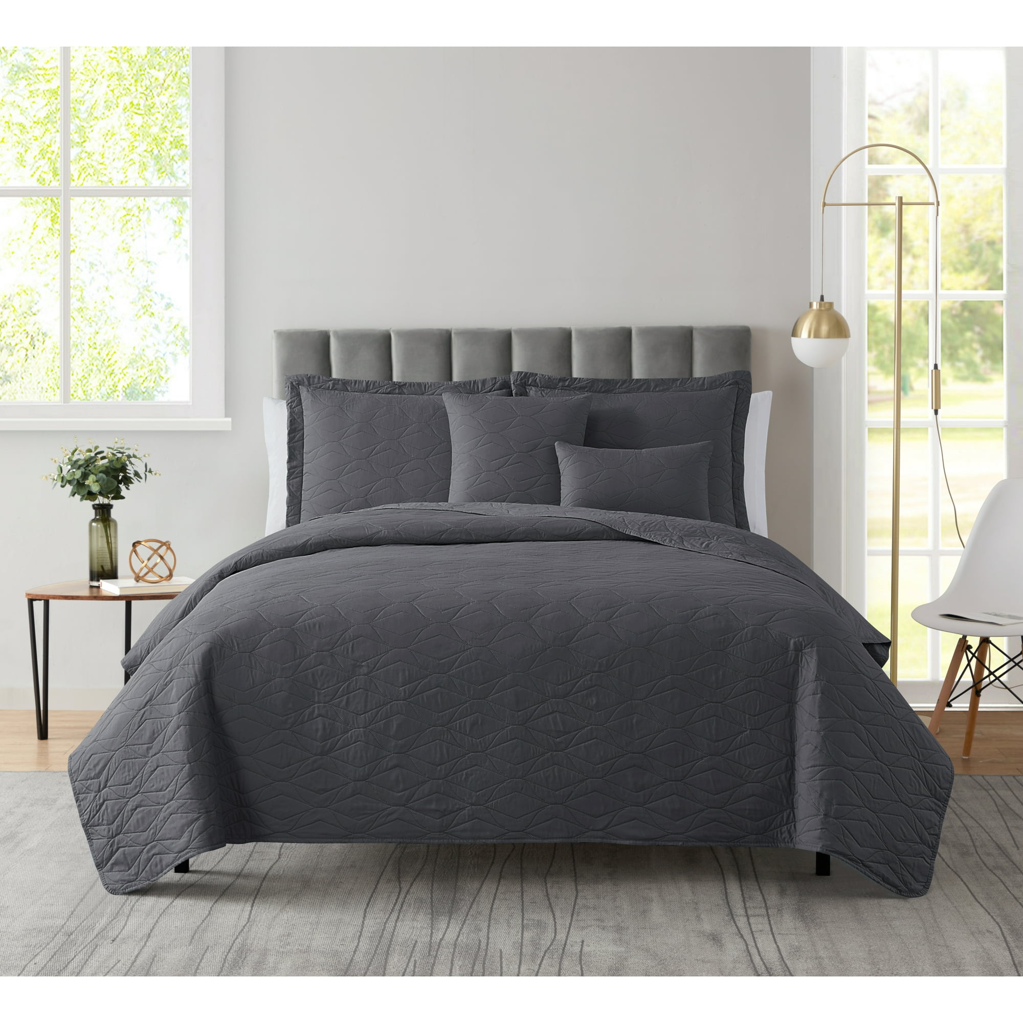Clara Clark 5 Piece Quilt Set with Pillow Shams and Euro Shams Soft Microfiber Lightweight Bedspread Coverlet Modern Style Ellipse Weave Bed Cover
