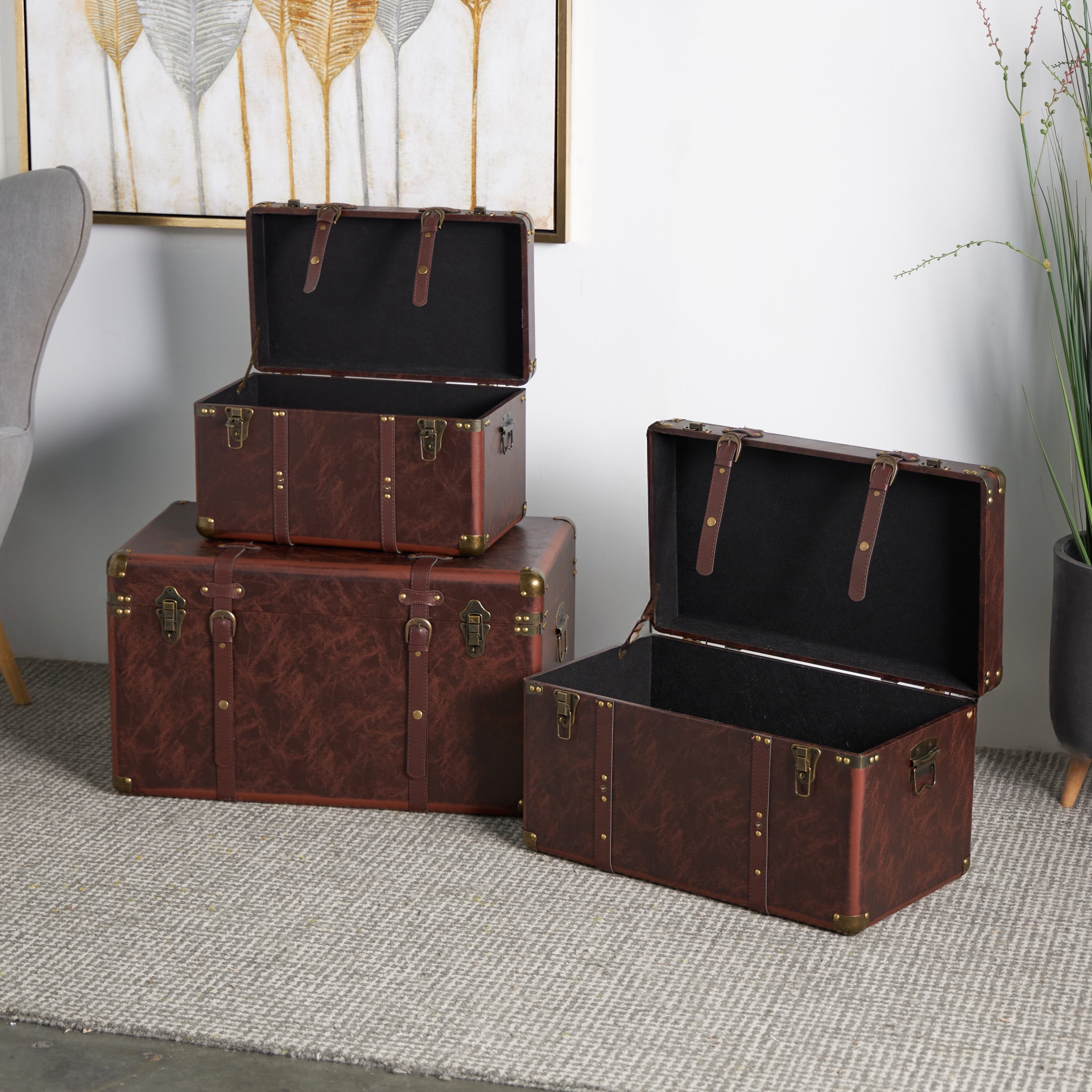 DecMode 19" x 10" Brown Faux Leather Nesting Upholstered Trunk with Vintage Gold Accents and Studs, 3-Pieces
