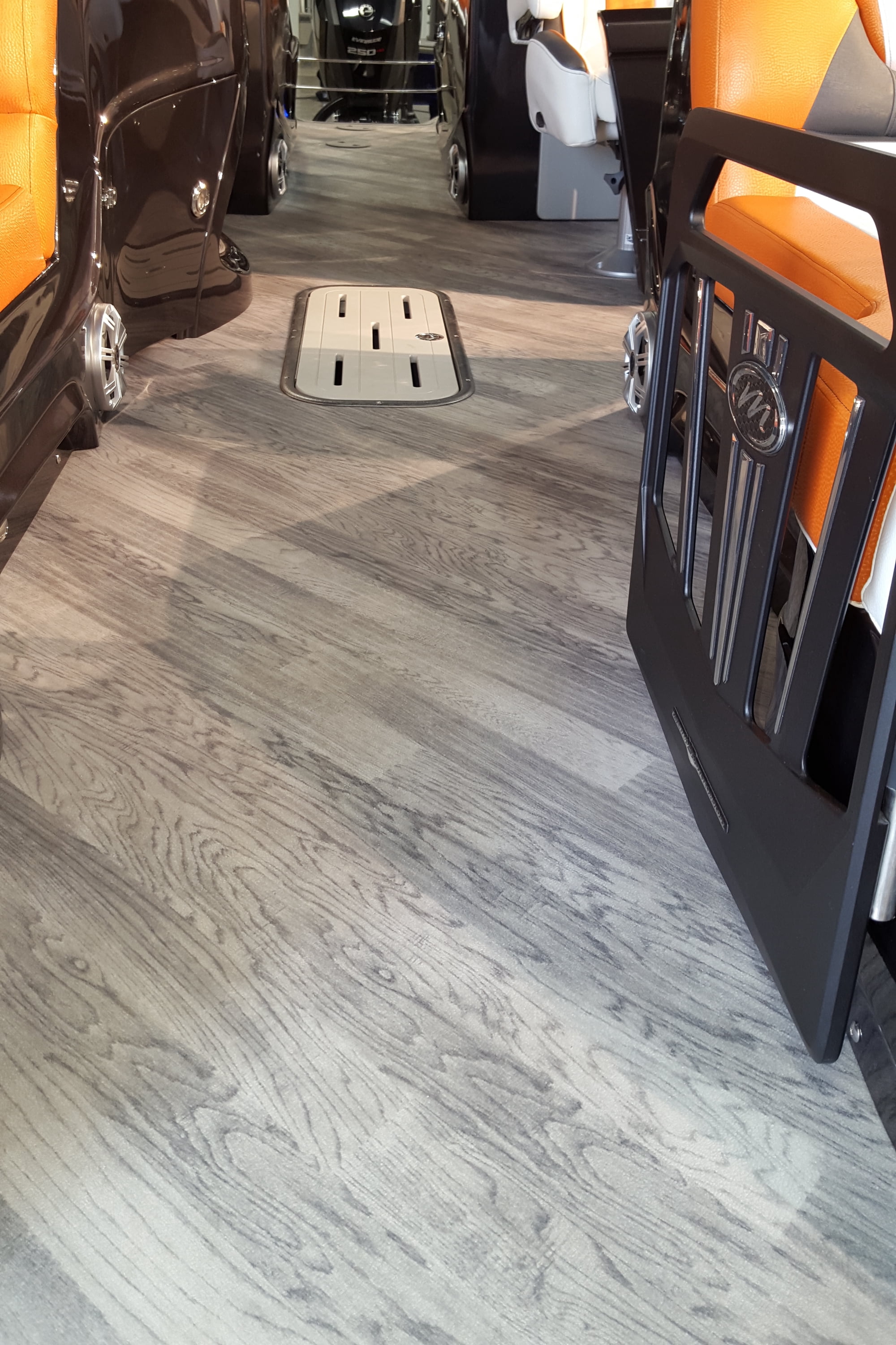 G-Floor Outdoor & Marine Vinyl Boat Flooring - 8.5' x 15' - Weathered Teak & Holly Slanted No Lines