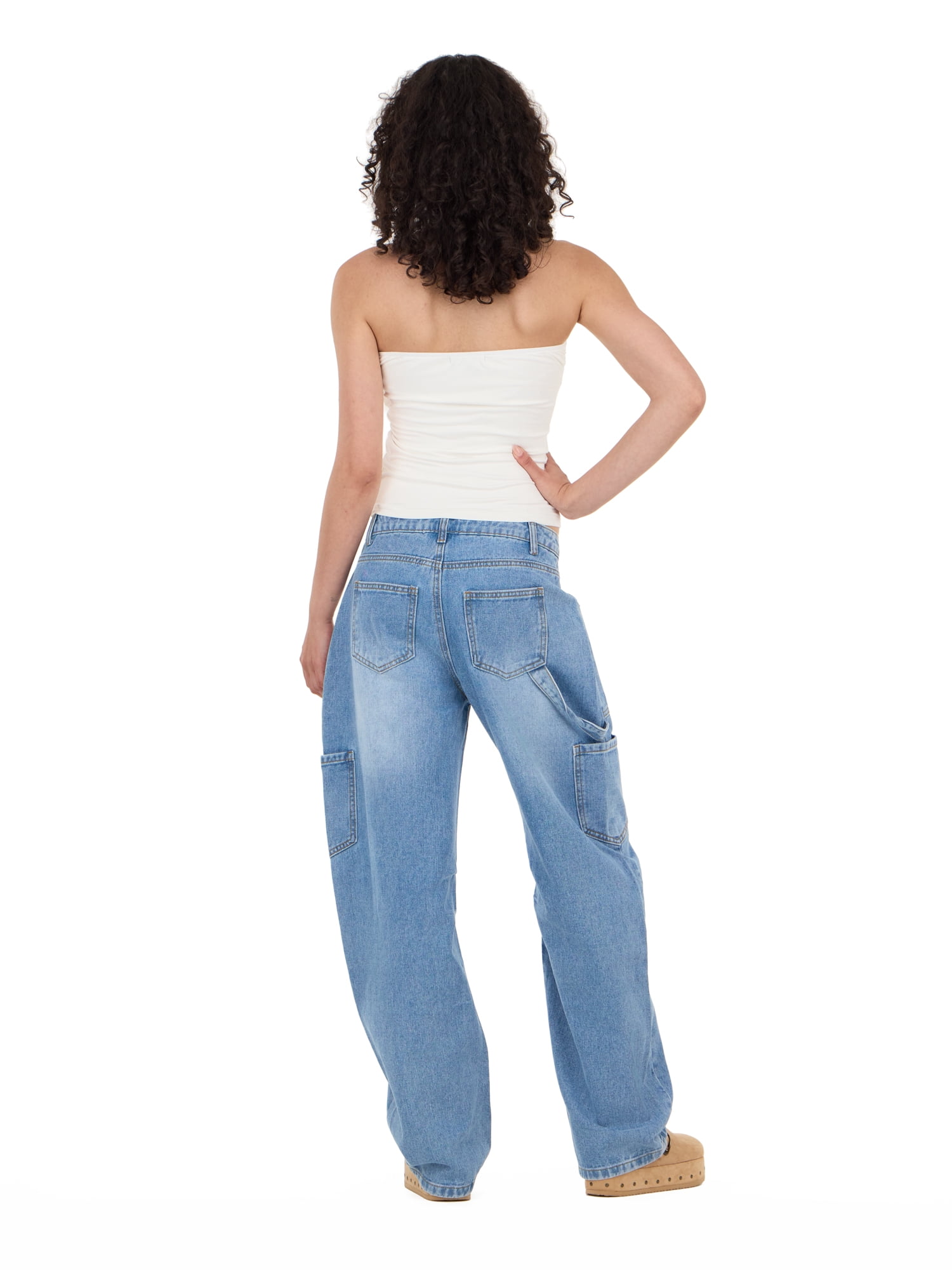 Forever 21 Women's Sleeveless V Neck Halter Top, Fitted Cropped Tank, Casual Summer Going Out Style Top, Ivory, XXS-XXL