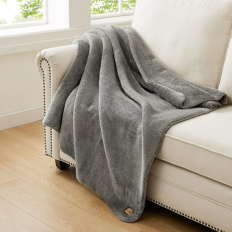 UGG Whitecap Plush Flannel Oversized Reversible Fleece Throw Blanket Comfortable Lightweight Cozy Hotel Style Home Decor Luxurious Machine Washable