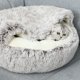 thumbnail image 5 of Camas relajantes para perros y gatos con funda con capucha, para mascotas pequeñas, cama mullida de piel sintética antideslizante, diámetro exterior de 40 cm, 5 of 5