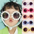 thumbnail image 2 of Gafas de sol de protección solar para exteriores con flores acrílicas, gafas de sol clásicas bonitas de verano para niños y niñas, gafas de sol UV400 para niños y niños, 2 of 5