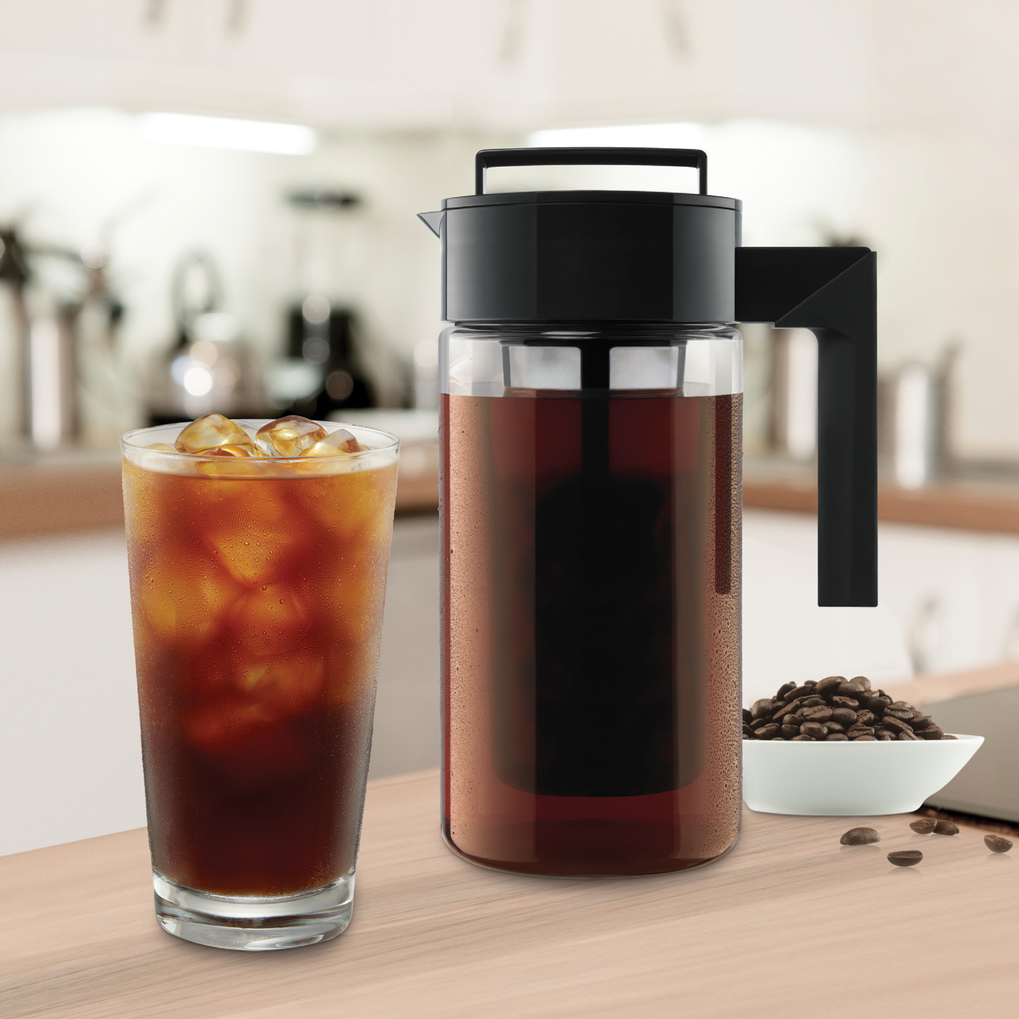 Takeya Cold Brew Tritan Plastic Coffee Maker Pitcher with Airtight Lid, 1 Quart, Black - image 5 of 7