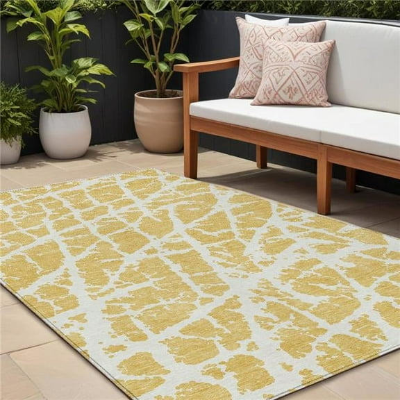 HomeRoots 559268 8 x 10 ft. Gold & White Abstract Washable Non Skid Indoor Outdoor Rectangle Machine Woven Area Rug
