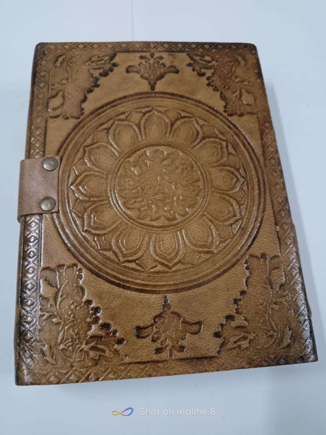 Light Brown Leather Journal – Circular Mandala Medallion with Brass C-Hook Clasp, 7x5 Inch 240 Pages, Ideal for Writing or Personal Diary