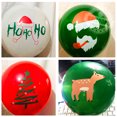 thumbnail image 2 of Globos decorativos navideños gruesos de 10 pulgadas, diseño de fiesta navideña, decoración del festival de Benue, suministros de globos de color verde oscuro y rojo, 2 of 5