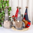 thumbnail image 2 of Red hatEaster Gnome para muñeca Gnomos enanos rellenos con barba con sombrero con flores para el festival en casa Fiesta Mesa de comedor Decoración Suministros de regalo esquí esquí Gafas de esquí, 2 of 5