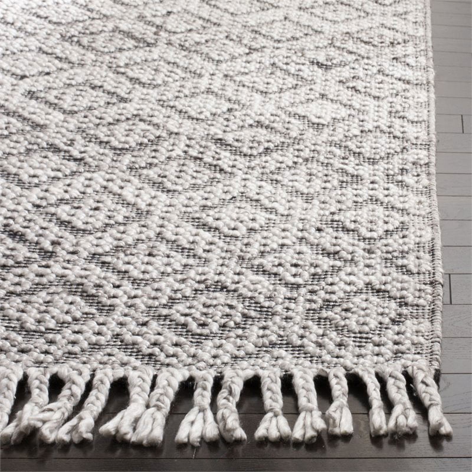 SAFAVIEH Natura Aifric Braided Diamonds Area Rug, Charcoal, 5' x 8'