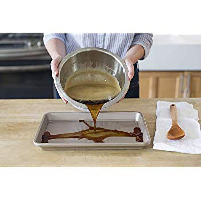 OXO Non-Stick Pro Jelly Roll Pan Baking Sheet 10 x 15-inch