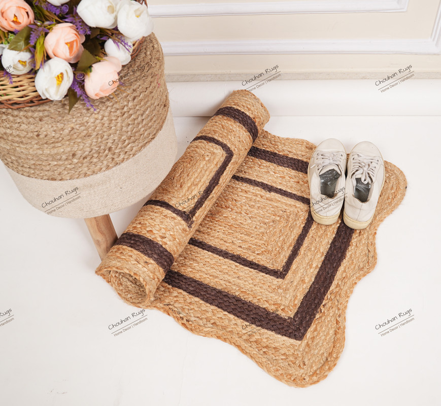 Eco friendly Area Rug Natural Jute Hand Braided Brown Color Scalloped Pattern Rectangle Rug