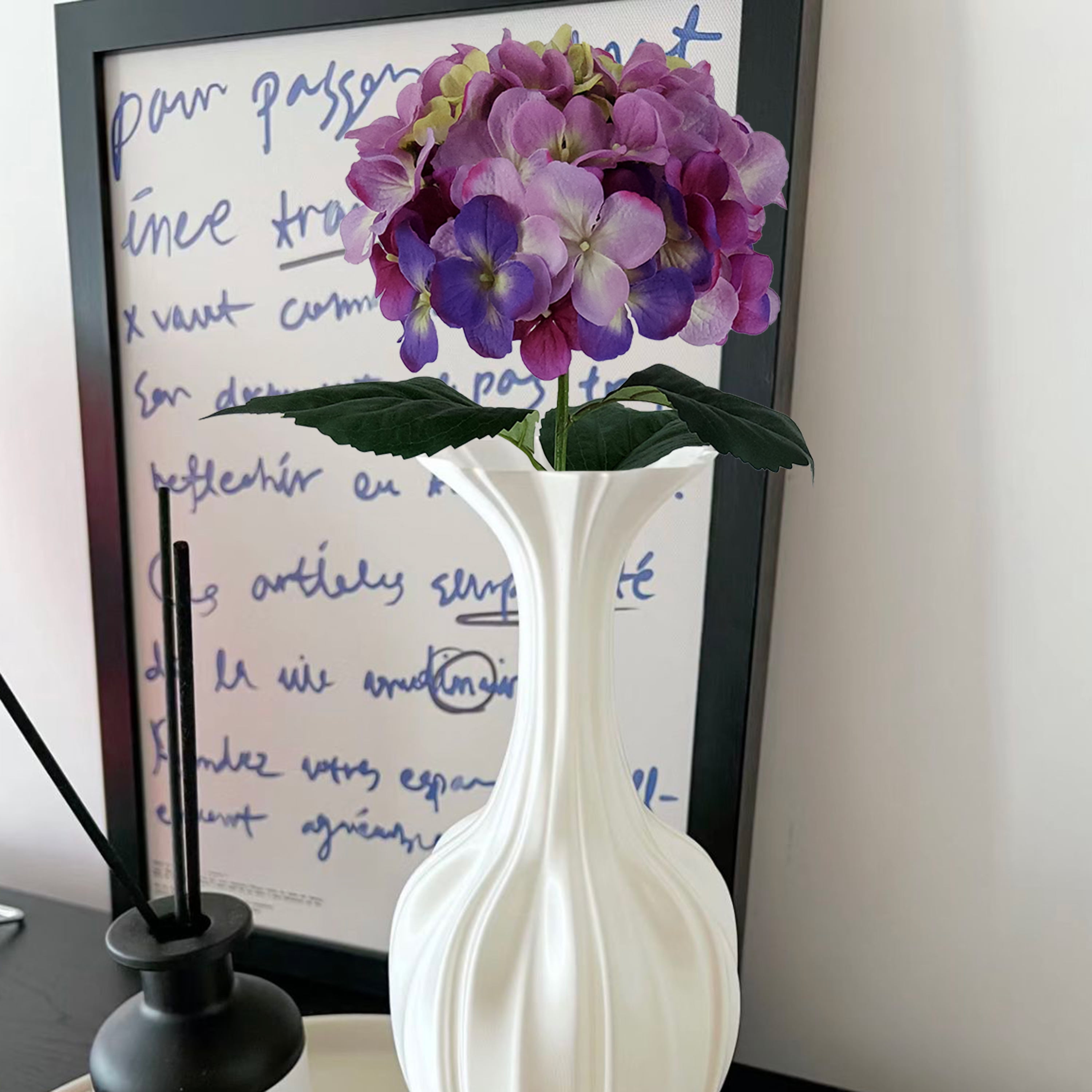 Mainstays 30.5 inch Artificial Hydrangea Flower Stem, Purple Color. Indoor Use.
