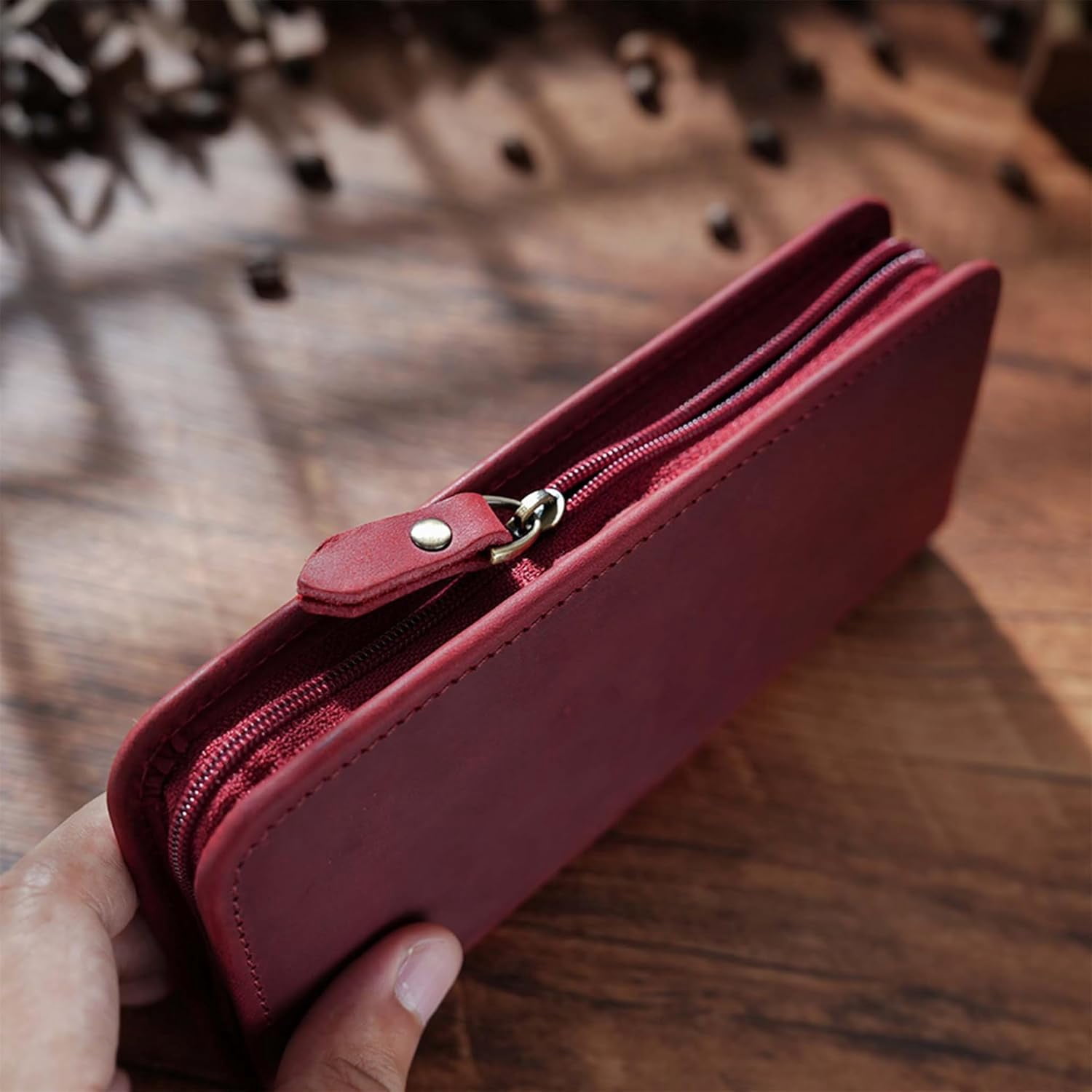 ABPETE Vintage Leather Fountain Pen Case 3 Divided Slots, Zippered Pen Case Pouch, Handmade Display Holder for Rollerball Pen (Red)