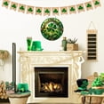 thumbnail image 2 of Pequeño disco acrílico verde fresco con cordón colgante para decoración de ventanas exteriores y porches, 2 of 8