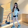 thumbnail image 1 of Conjunto de ropa deportiva informal para niñas, novedad de verano, moda urbana, pantalones cortos de manga corta, traje de dos piezas, ropa de moda para niños, 1 of 5