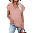 thumbnail image 1 of Top de manga corta con pétalos para mujer, camiseta informal con agujeros calados y cuello en V, camiseta informal para uso en verano, cuero, rosa, M, 1 of 5